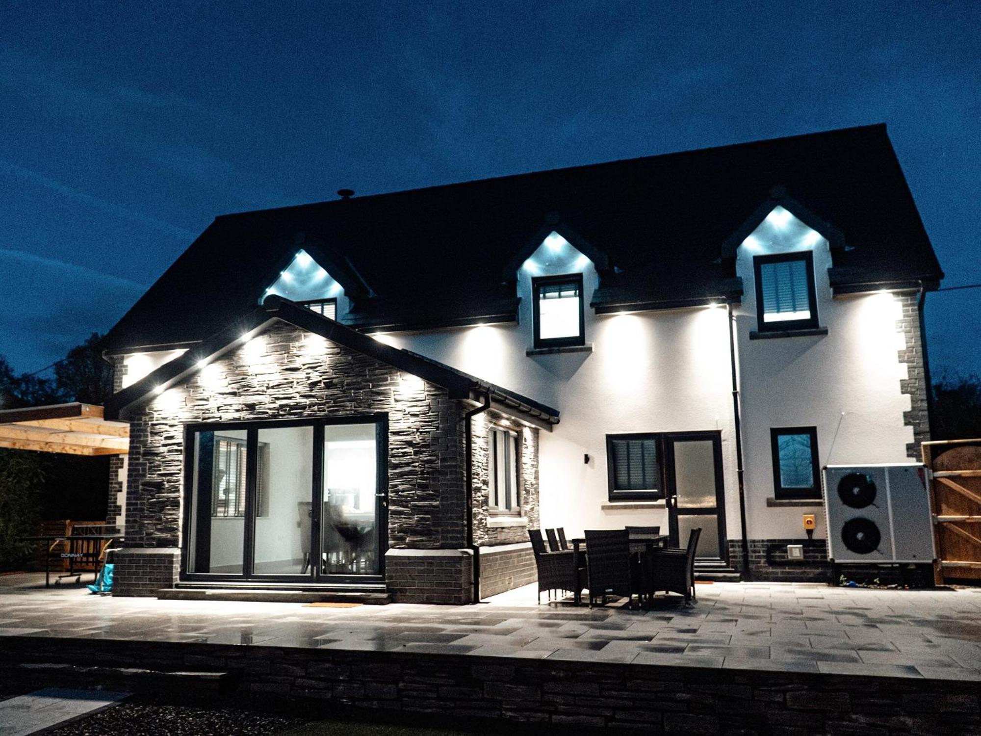 Ty Afon Reg - Uk38509 Villa Glanamman Exteriör bild